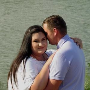 Meet your Posher, Hayley